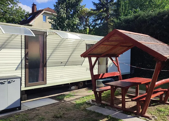Holiday home Rakos-Patak Camper Home Garden & Free Parking *
