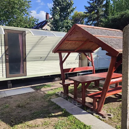 Rákos-patak Camper Garden&free Parking * Budapeste